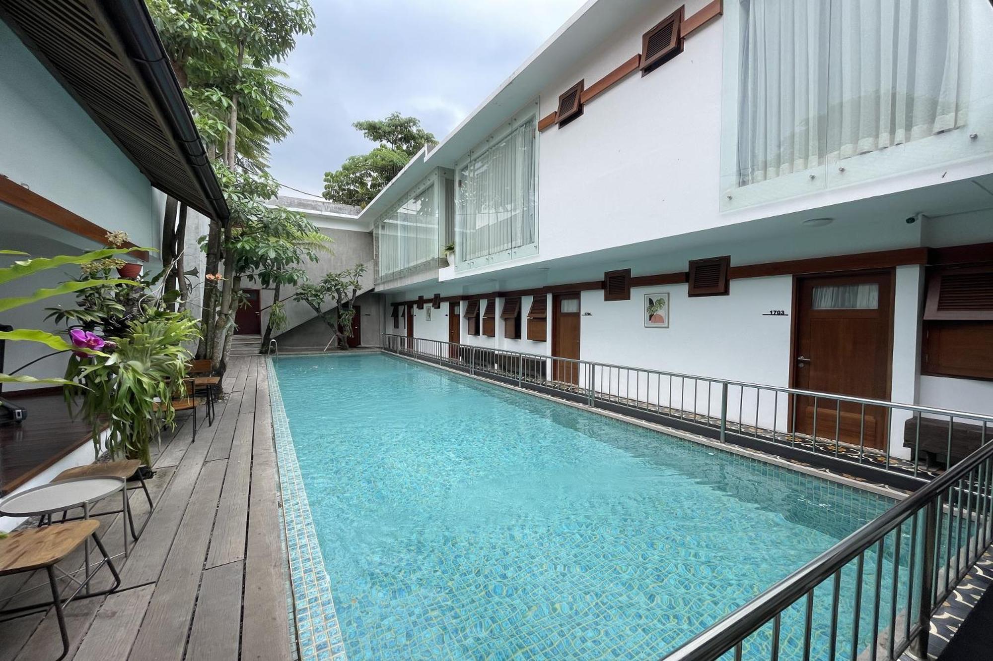 Hotel Emaki Bumi Singgah Bandung Exterior foto