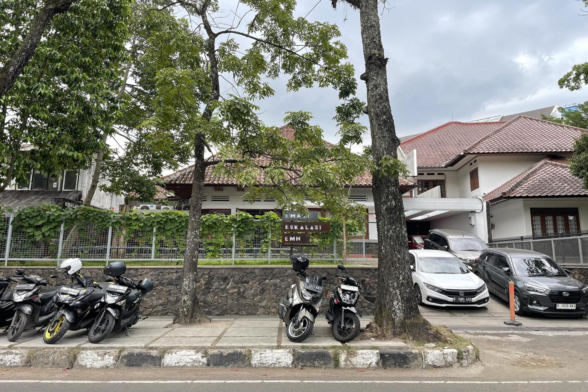 Hotel Emaki Bumi Singgah Bandung Exterior foto