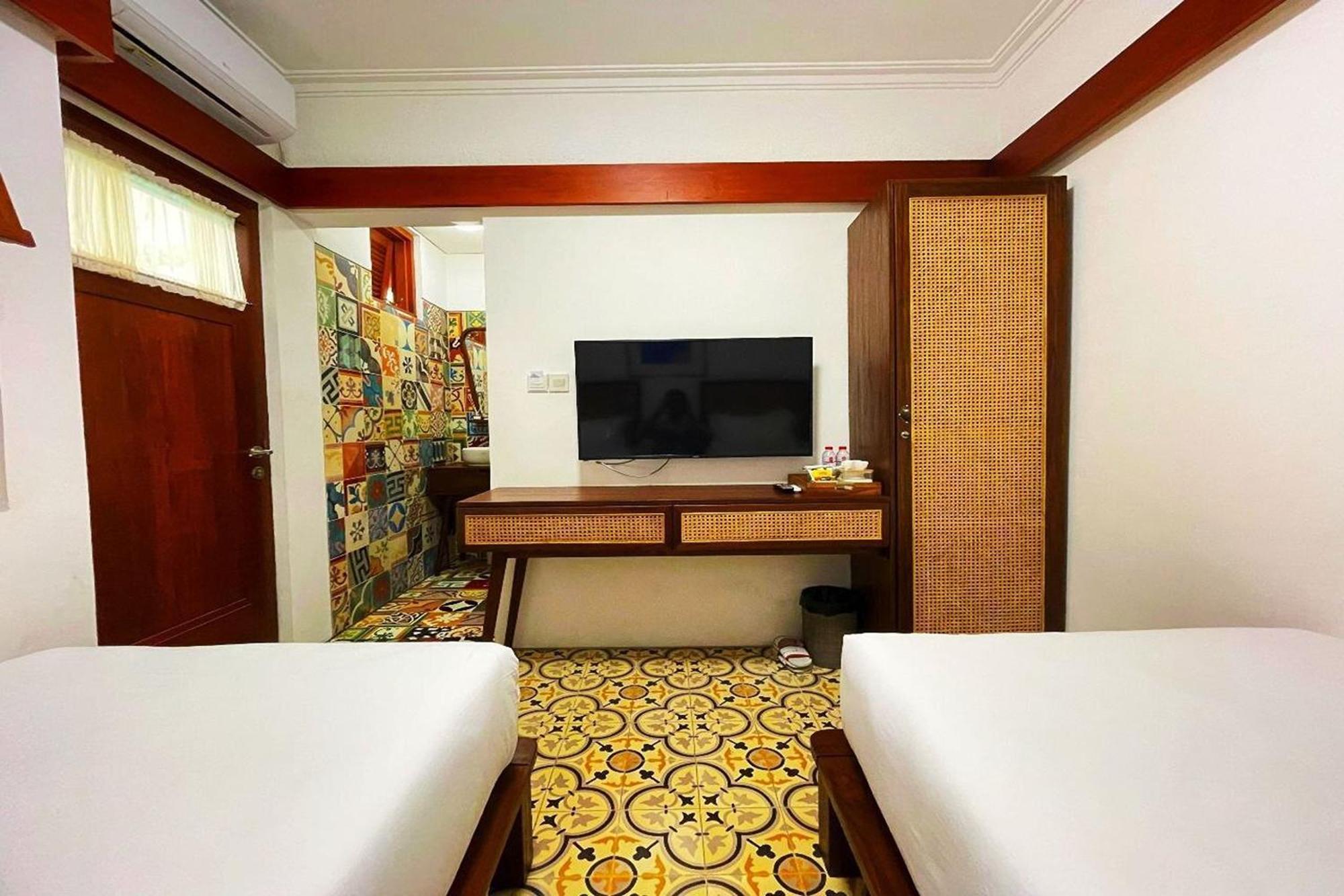 Hotel Emaki Bumi Singgah Bandung Exterior foto