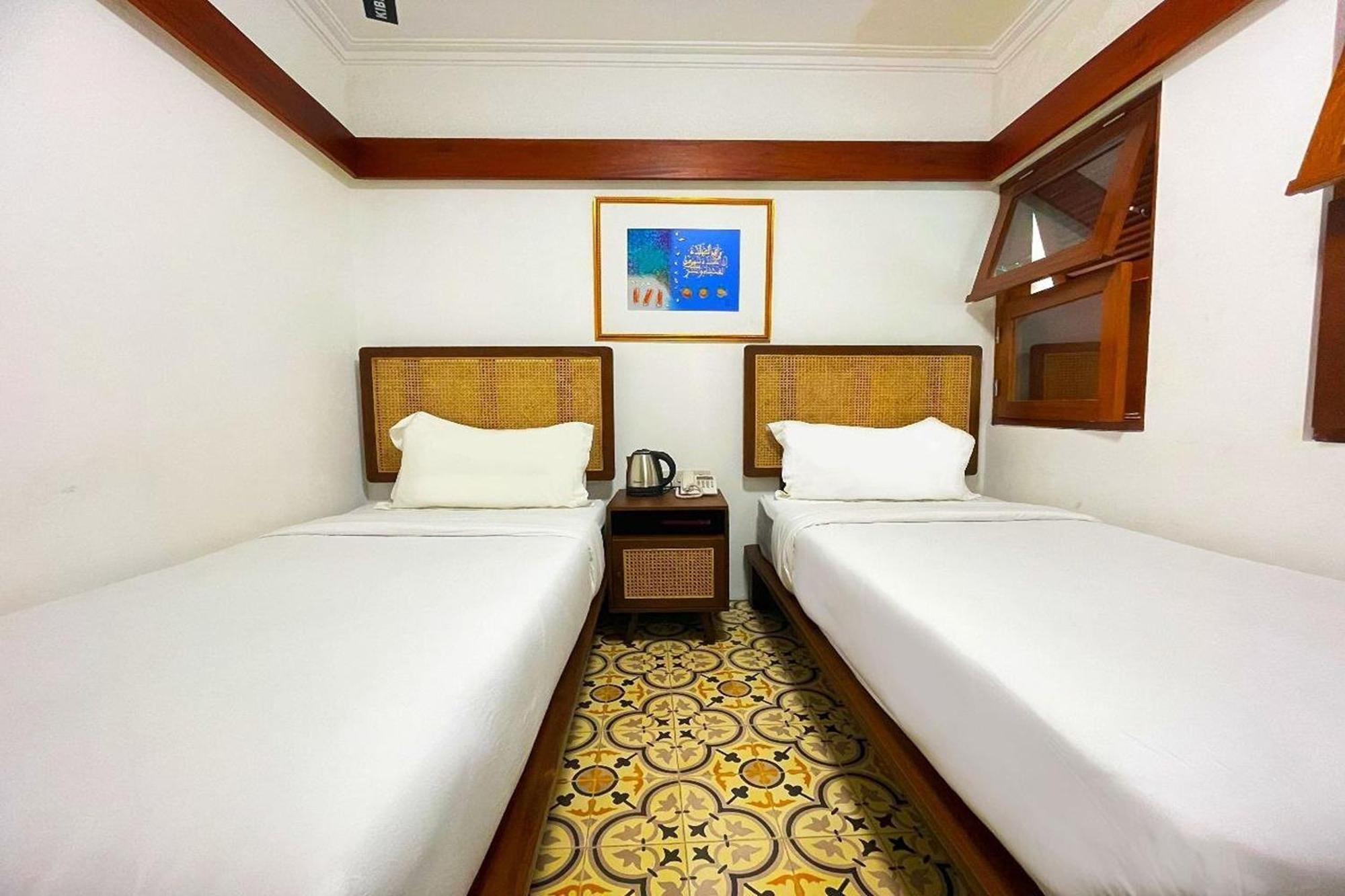 Hotel Emaki Bumi Singgah Bandung Exterior foto